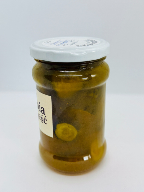 Przepyszne marynowane ogórki z curry w słoiku Przepyszne marynowane ogórki z curry w słoiku